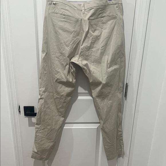 Lululemon Athletica Men's Tan Commission Pant Slim Size 34 - Picture 10 of 11